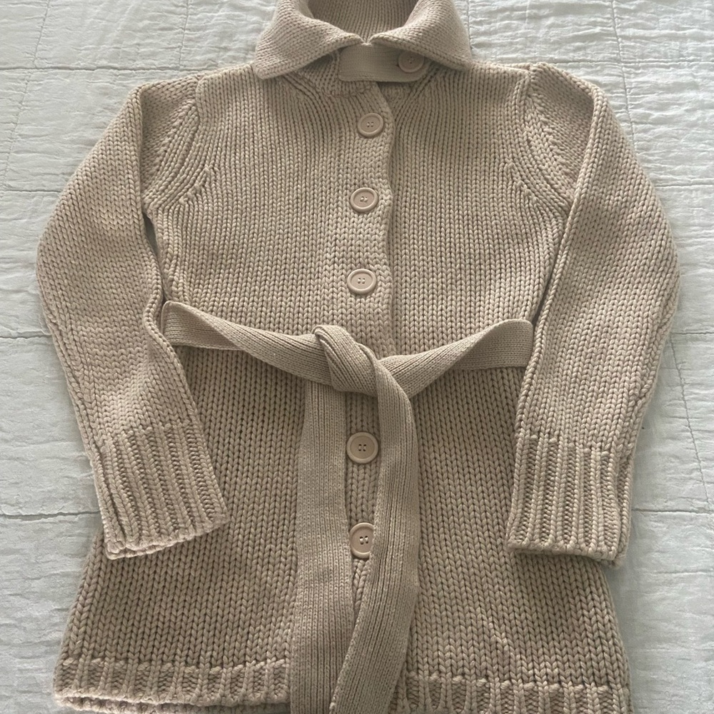 LADIES MEDIUM BEIGE KNIT SWEATER